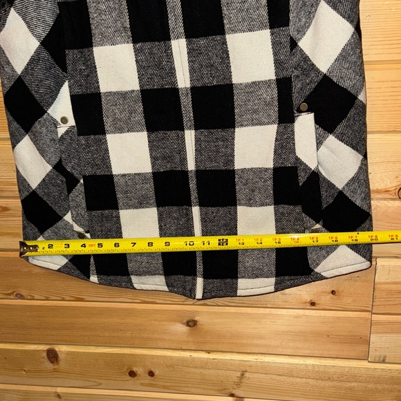 Black and White Checkered Women's Zip Up Vest With Pockets - Picture 3 of 9